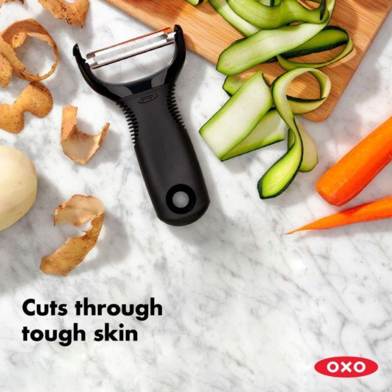 oxo peeler y lifestyle image 2