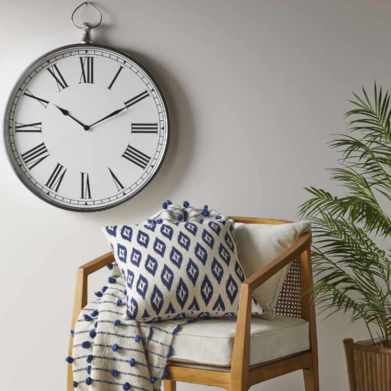 wall clock northampton lifestyle image