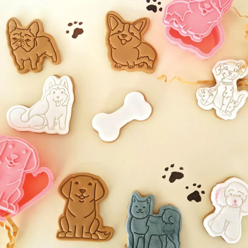 cookie cutter set dogs lifestyle image