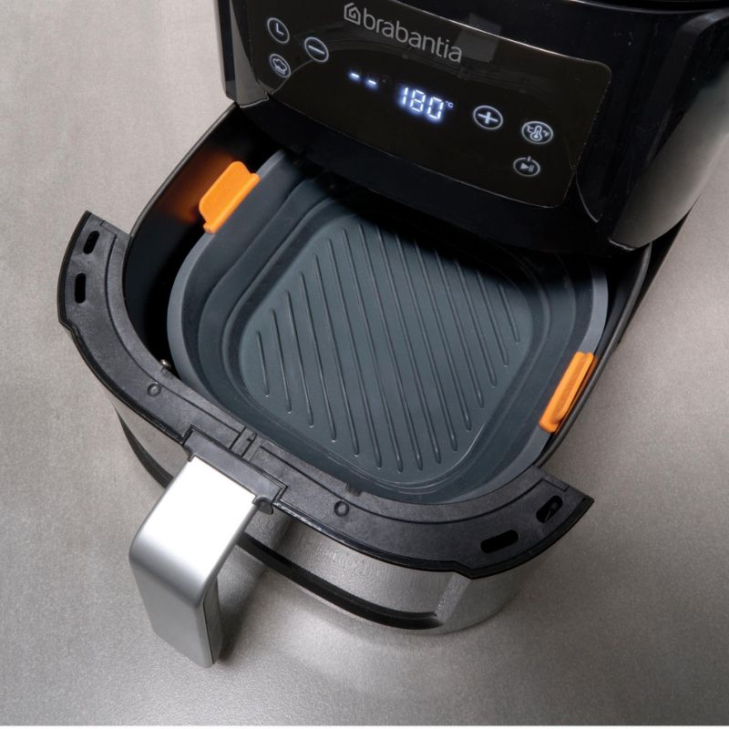 bakemaster silicone air fryer lifestyle image