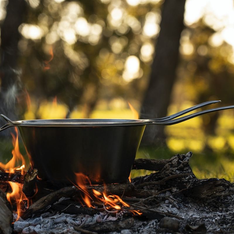 solidteknics noni saucepan lifestyle image