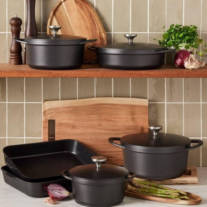 maxwell williams agile cookware lifestyle image