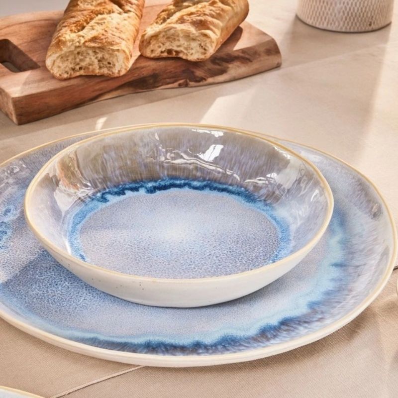 maxwell williams lunara dinner set lifestyle image