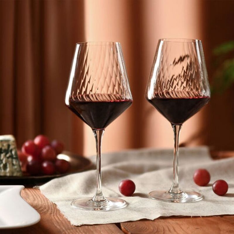 krosno avant garde lumi wine glass lifestyle image