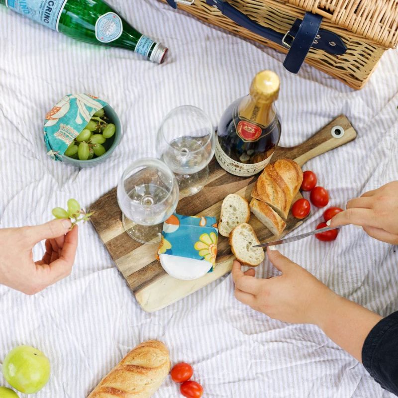 beeswax wraps lifestyle image